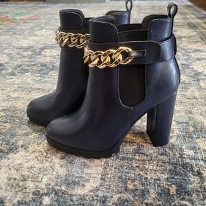 Elegant Navy Ankle Boots with Gold Chain